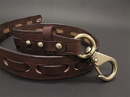 革ベルト・ファッションベルト　１枚革の編みこみ＆大おきなナスカンのユニセックスモデル　ゴールドナスカン＆メッシュベース・ブラウン